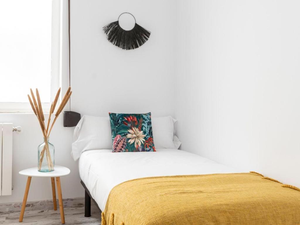 Apartamento De 4 Habitaciones En El Centro ซานตานเดร์ ภายนอก รูปภาพ